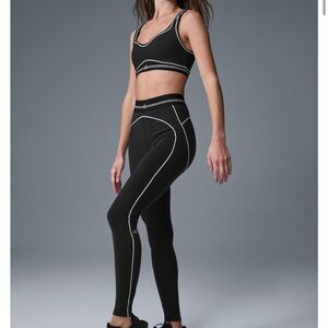 ALO airbrush heart throb bra and leggings set